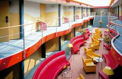 El original Atrium del buque Viking Primadonna Atrium